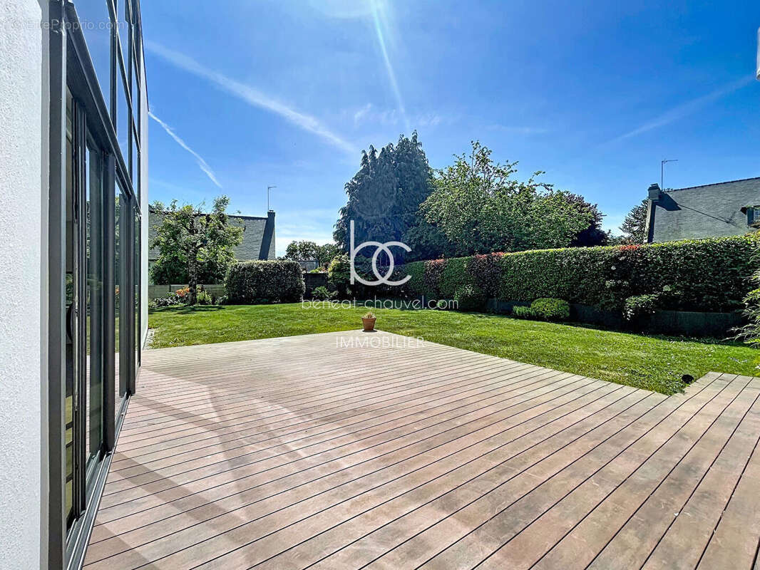 Maison d'architecte de 186.32 m² - Havre de paix à Vannes - photo 5