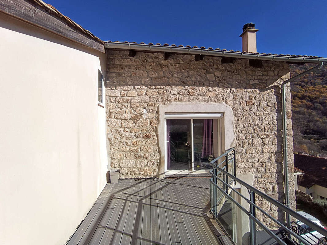 Maison à LABASTIDE-SUR-BESORGUES