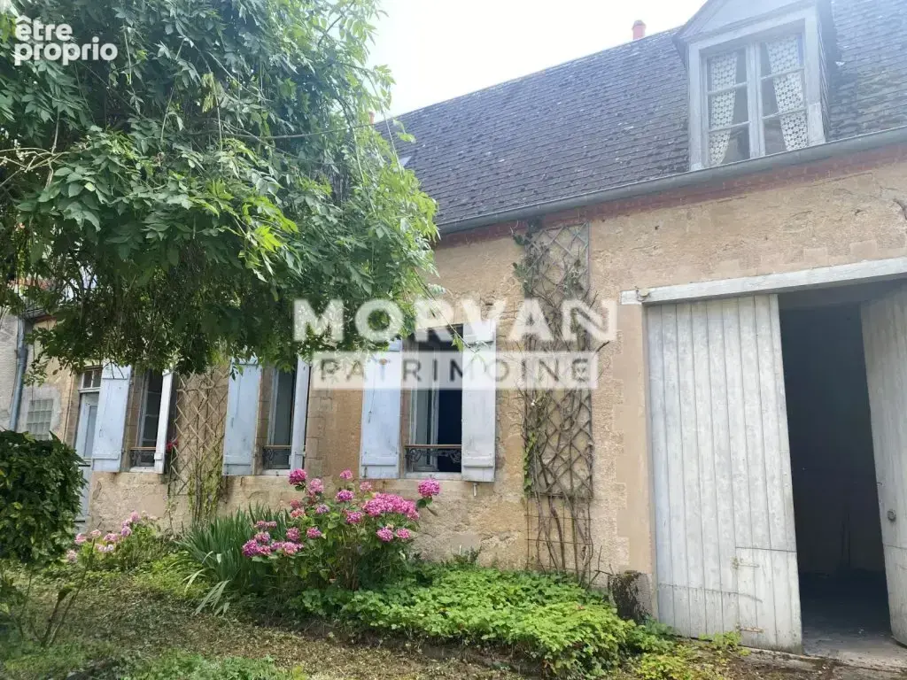 Maison de caractere 142.64 m coeur village bazois avec garage et cour - 69 000 € - photo 9