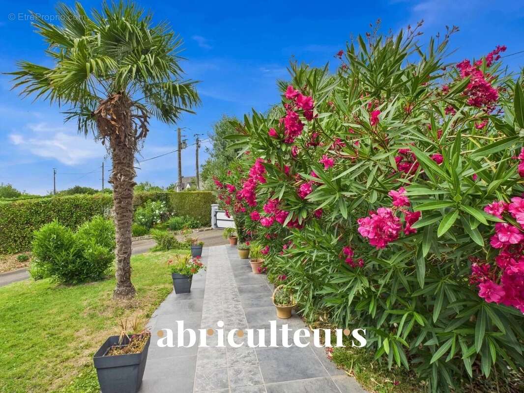Appartement à SAINT-HERBLON