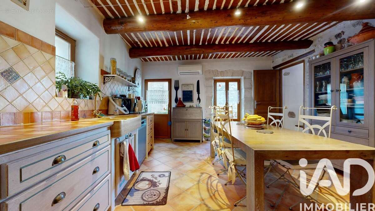 Photo 3 - Maison à MALLEMORT