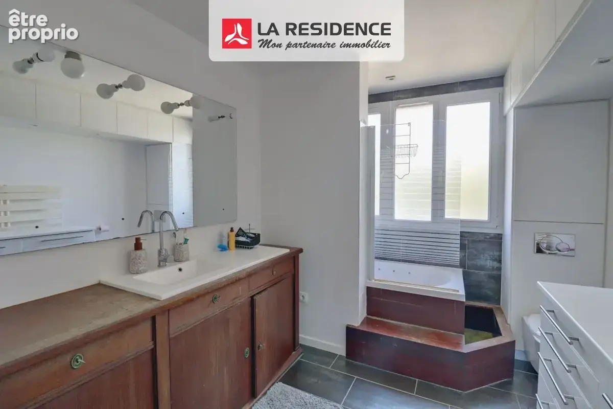 Maison 110 m² à Carrieres-Sous-Poissy  - photo 9