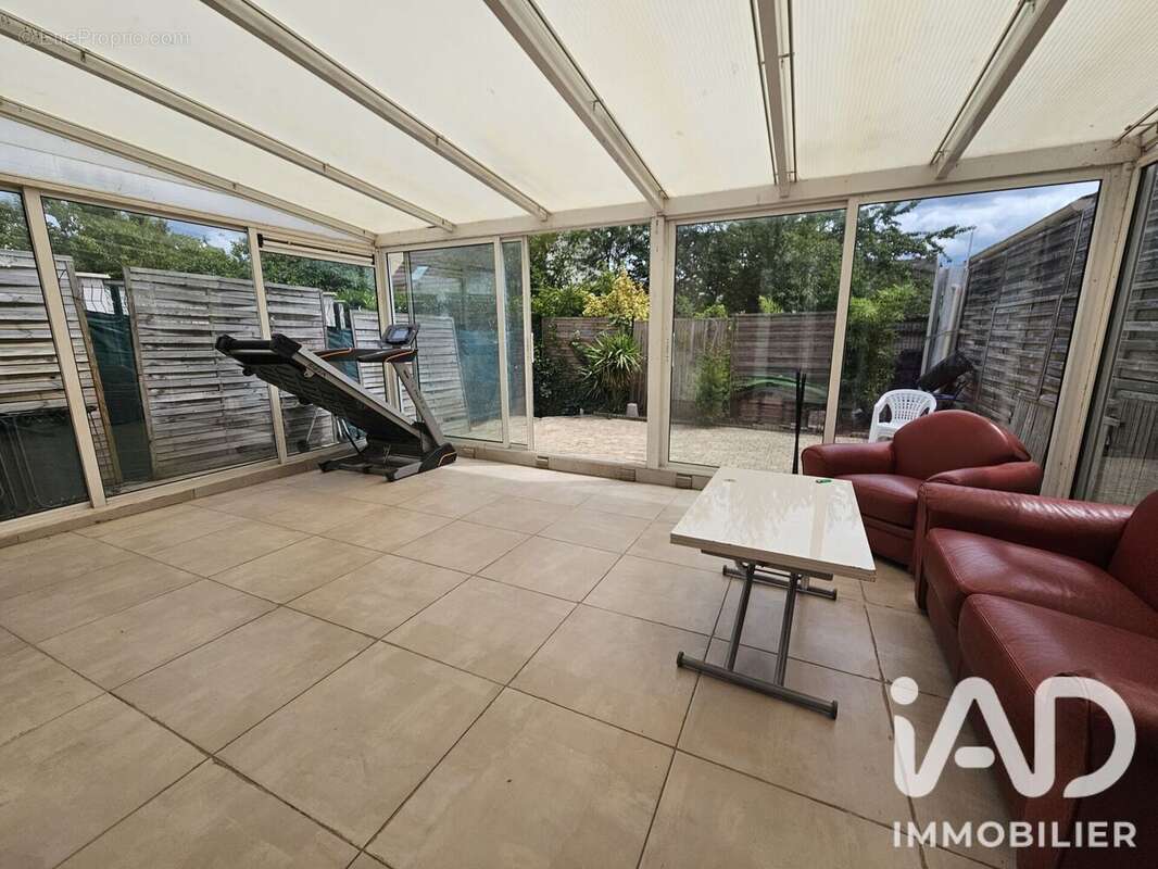 Photo 2 - Maison à BONNEUIL-SUR-MARNE