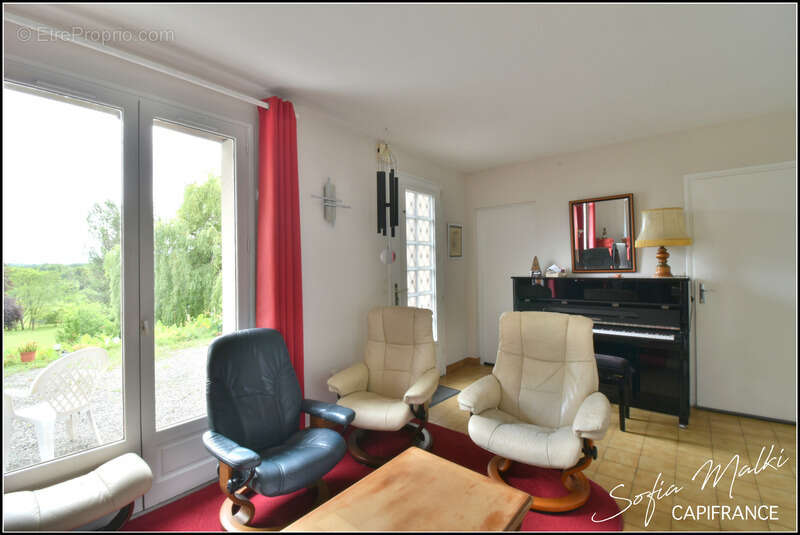 Maison à CHASSIGNOLLES