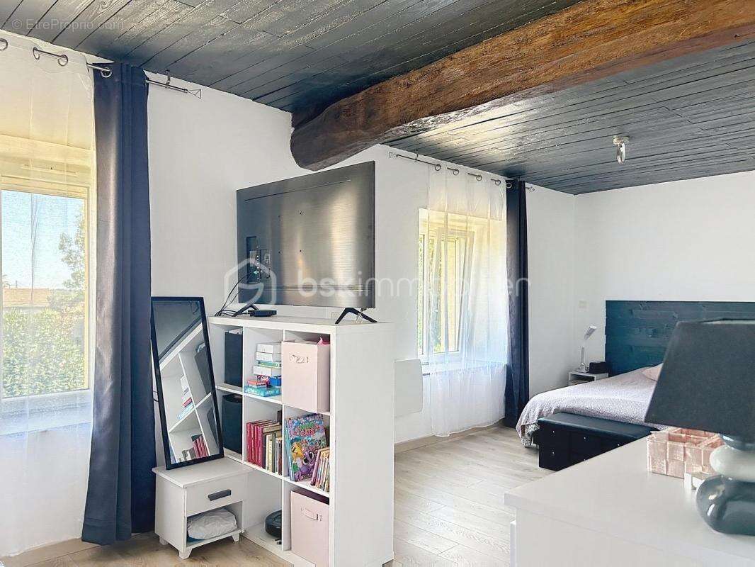 Maison à OZOUER-LE-VOULGIS