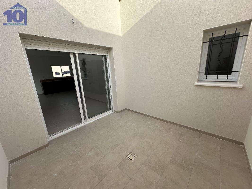 Maison à SAUVIAN