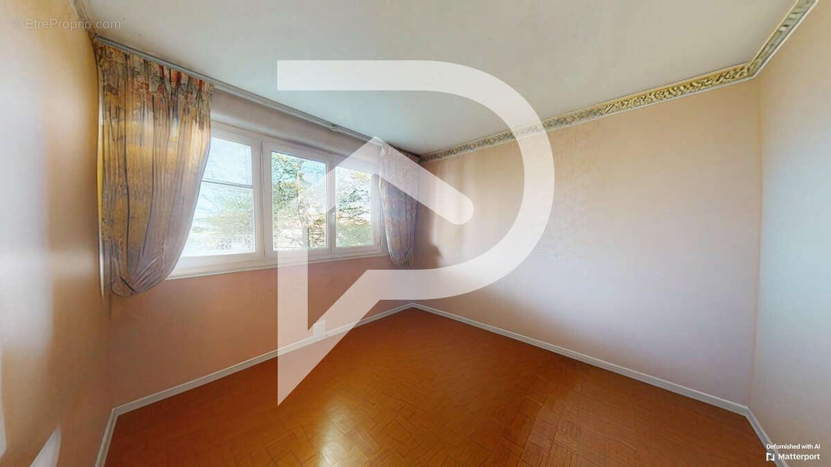 Appartement à VERNEUIL-SUR-SEINE