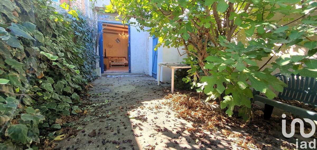 Photo 2 - Maison à THEZAN-DES-CORBIERES