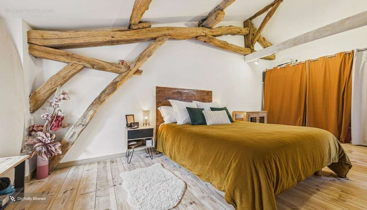 Maison à MONTPEZAT-DE-QUERCY