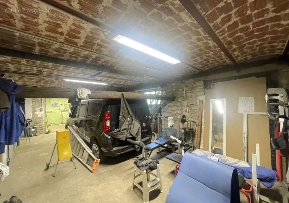 Maison à SAINT-PRIVAT-DES-VIEUX