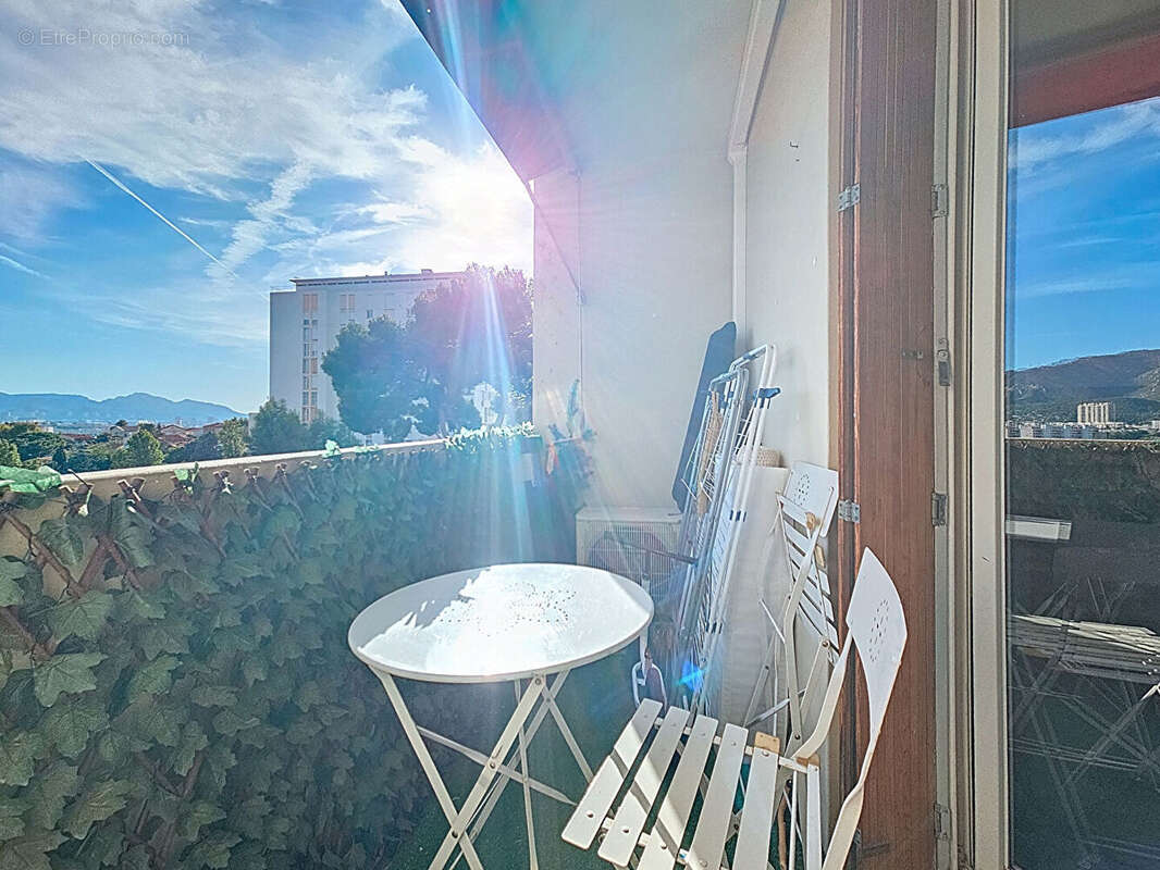Appartement à MARSEILLE-11E