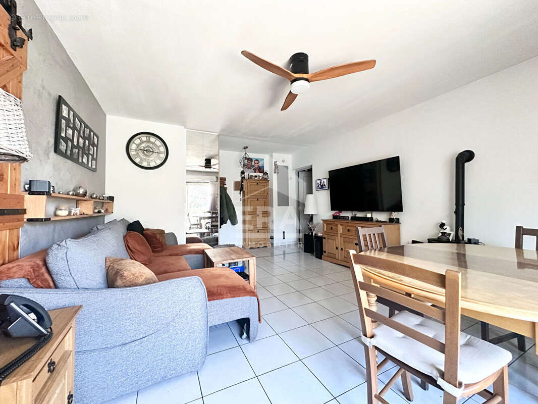 Appartement à MARSEILLE-16E