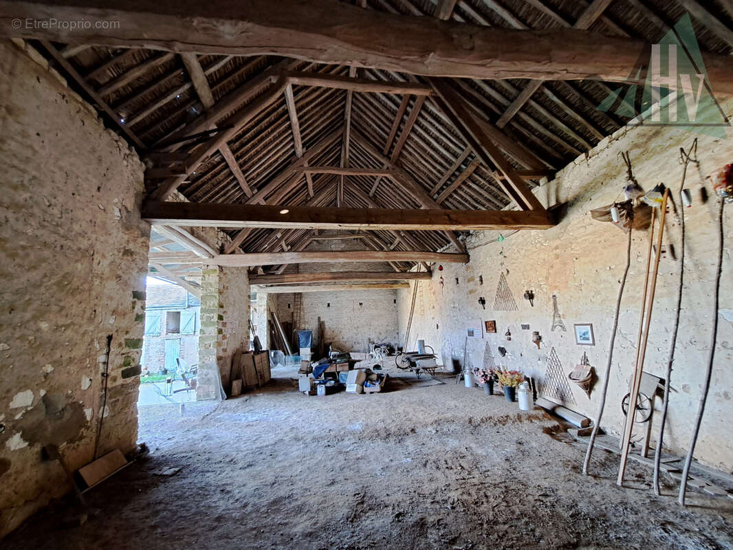 Maison à VINNEUF