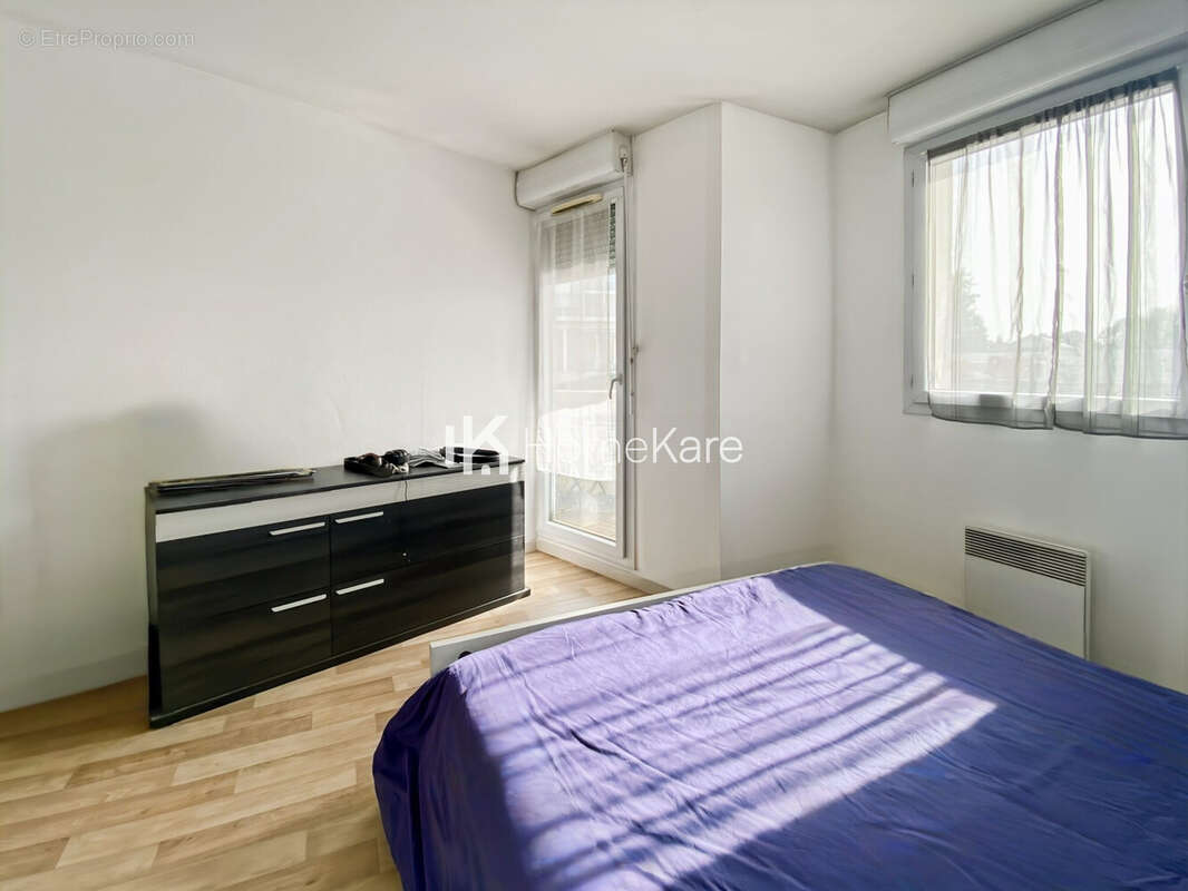 Appartement 55 m² à Begles  - photo 7