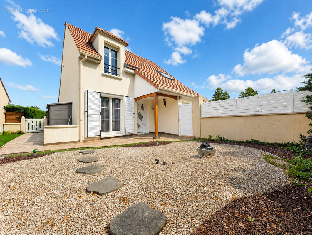 Maison à LIEUSAINT