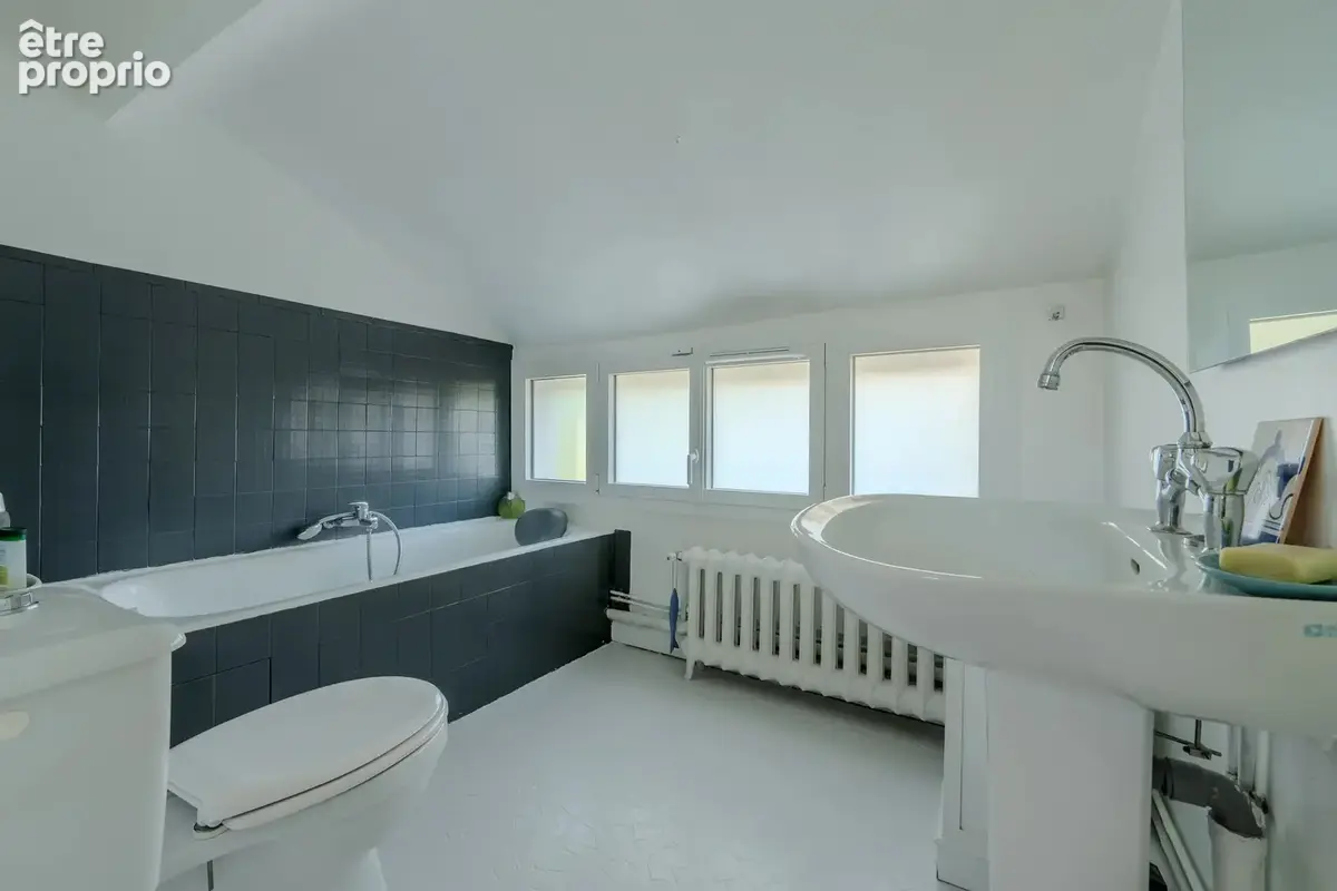 Maison 5/6 P à 12 min RER. - photo 16