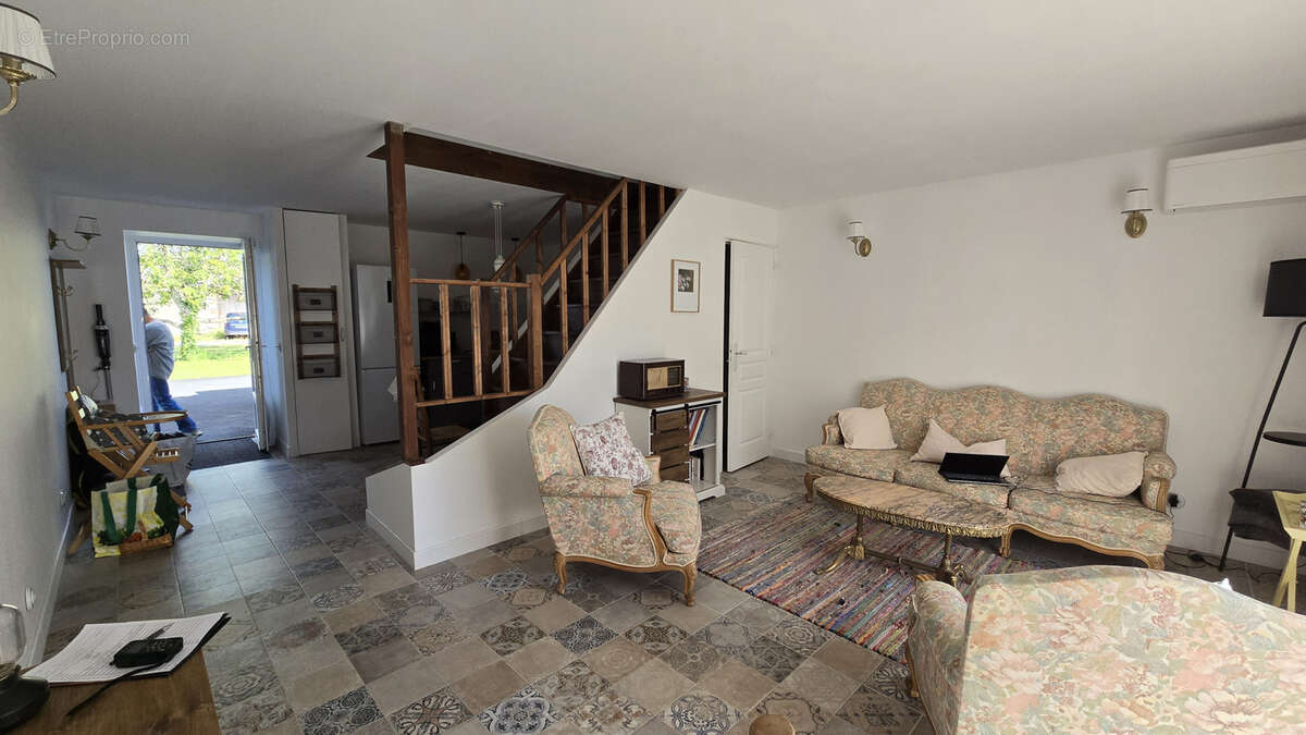 Maison à AIGREFEUILLE-D'AUNIS