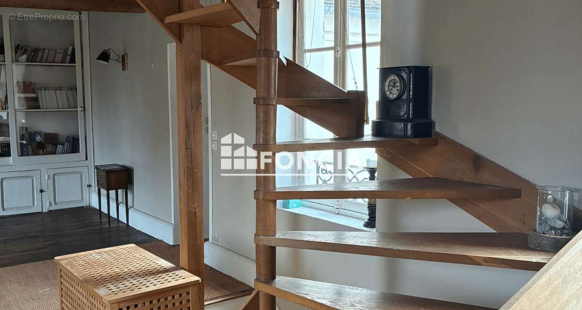 Appartement à FONTAINEBLEAU