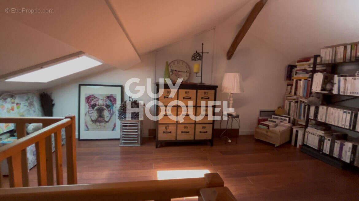 Maison à SAINT-DIDIER-SUR-BEAUJEU