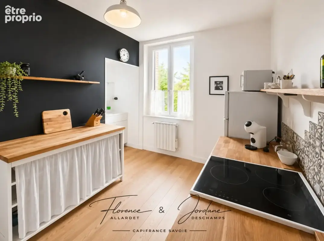 Aix-les-bains – plus de 120 m² au sol pour ce duplex de caractère proche du petit port - photo 3