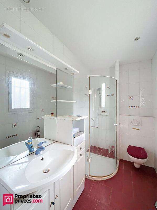 Propriété de 220m2 avec piscine sur 6 000 m² de terrain , à 5 min de Saint-Maximin, Ollières 83470 - photo 17