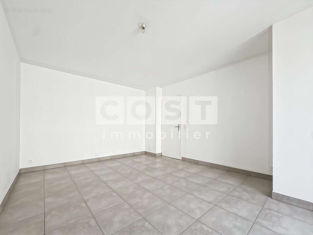 Appartement 45 m² à Asnieres-Sur-Seine  - photo 9