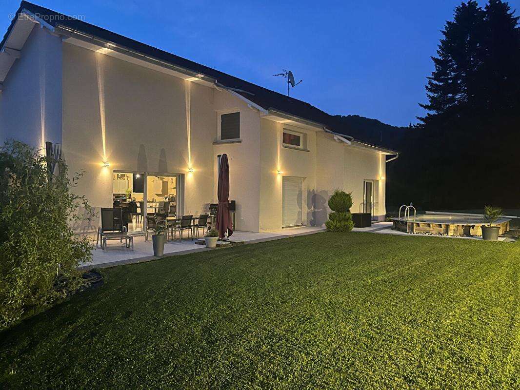 Maison de 2003 , 165m2 habitables et terrain de + 50 ares - photo 13