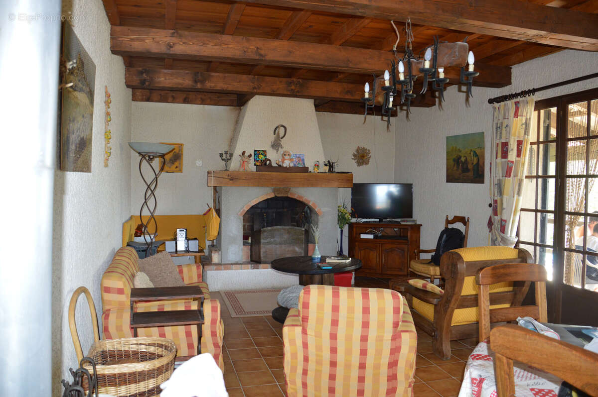 Maison à MONTDARDIER