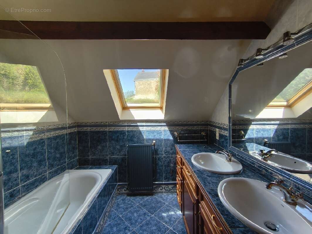 Maison 64 m² à Nesles-La-Vallee  - photo 8