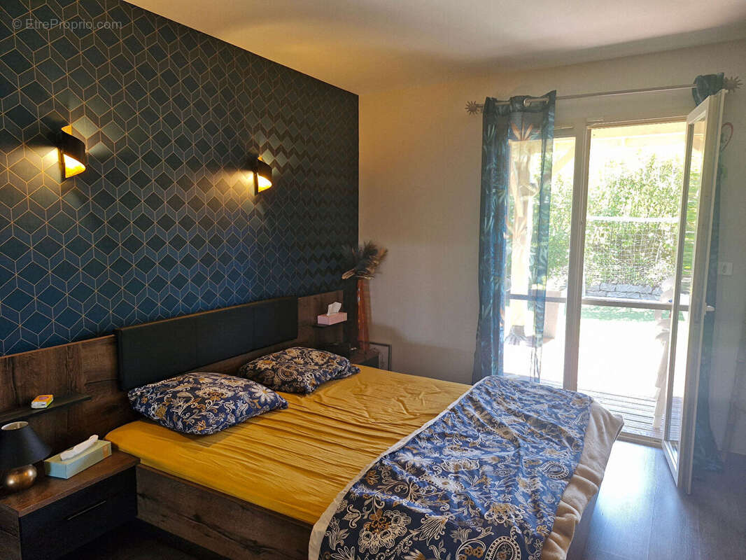 Maison à LES AVENIERES