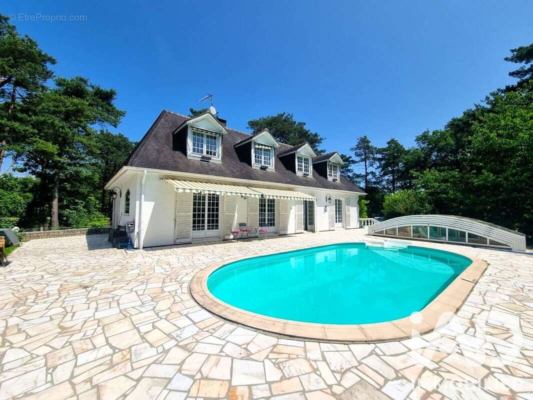 Maison 220 m² à Boutigny-Sur-Essonne  - photo 2