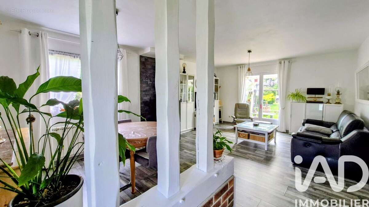 Maison 115 m² à Friardel  - photo 3