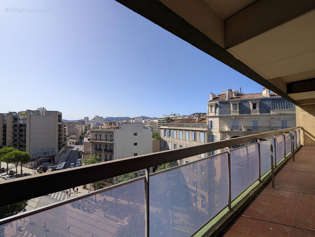 Appartement à MARSEILLE-6E