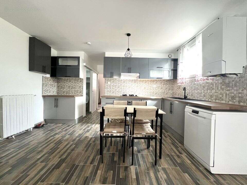 Maison à MARSEILLE-4E