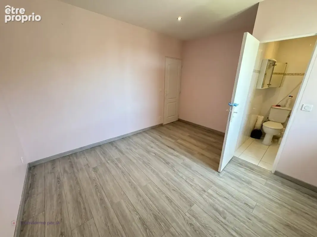 Maison : 4 pièces + T2 en RDJ - photo 8