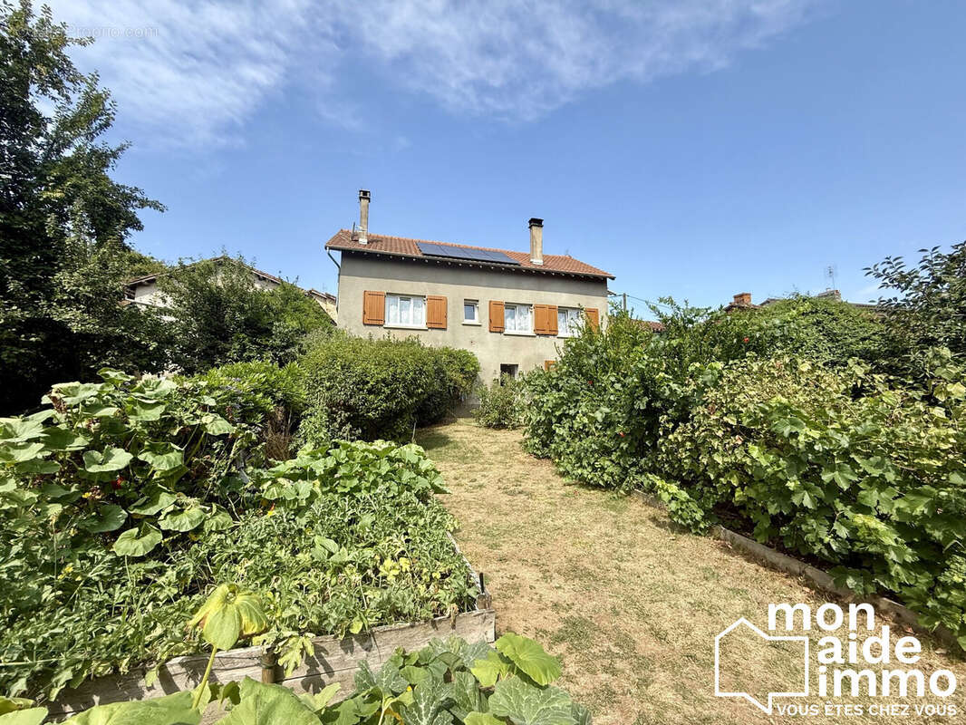 Maison à CORGNAC-SUR-L'ISLE