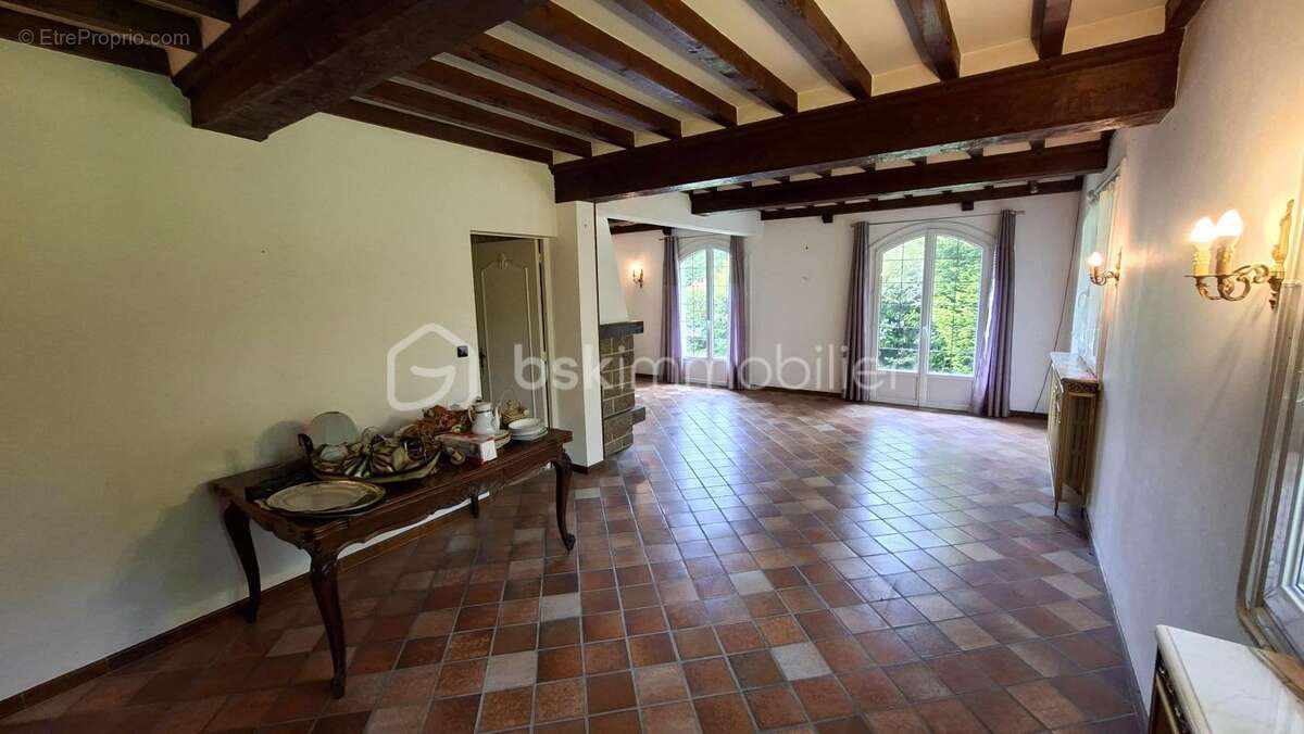 Maison à TESSY-SUR-VIRE