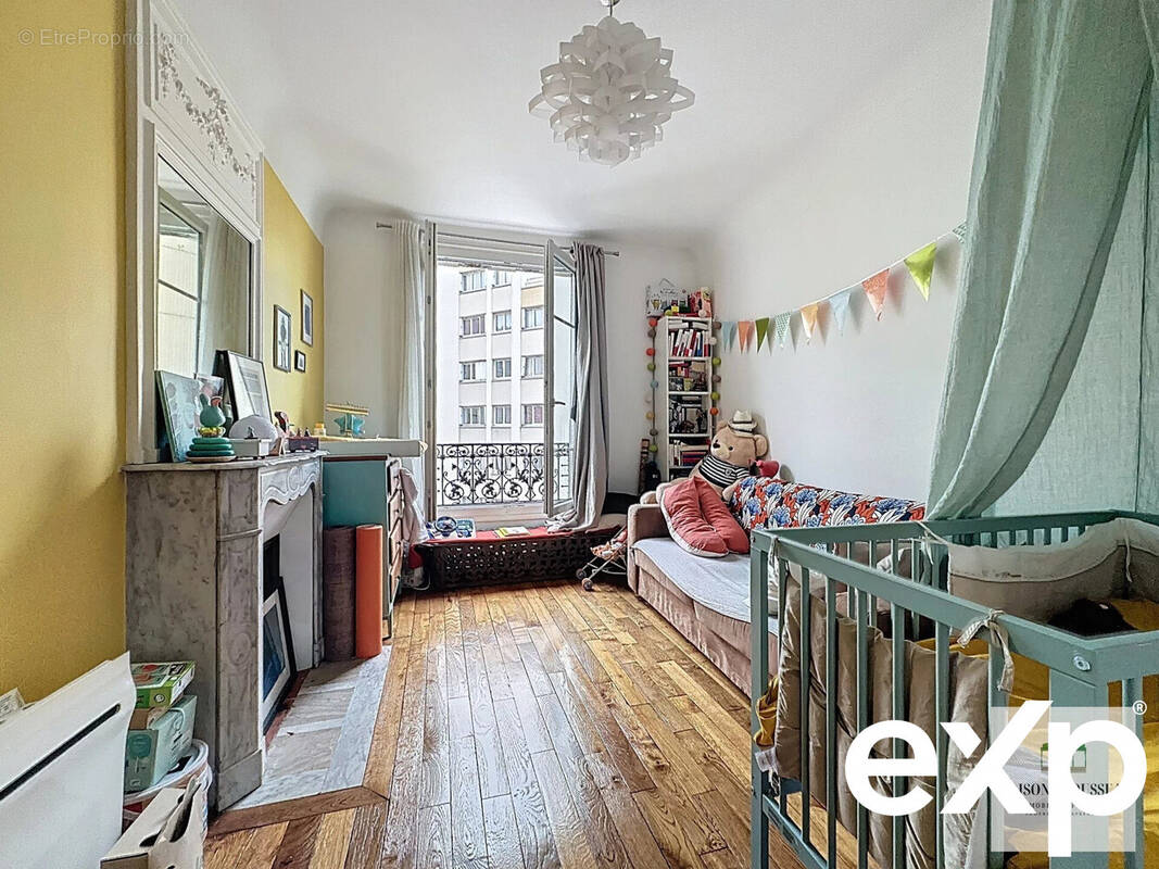 Appartement à PARIS-12E