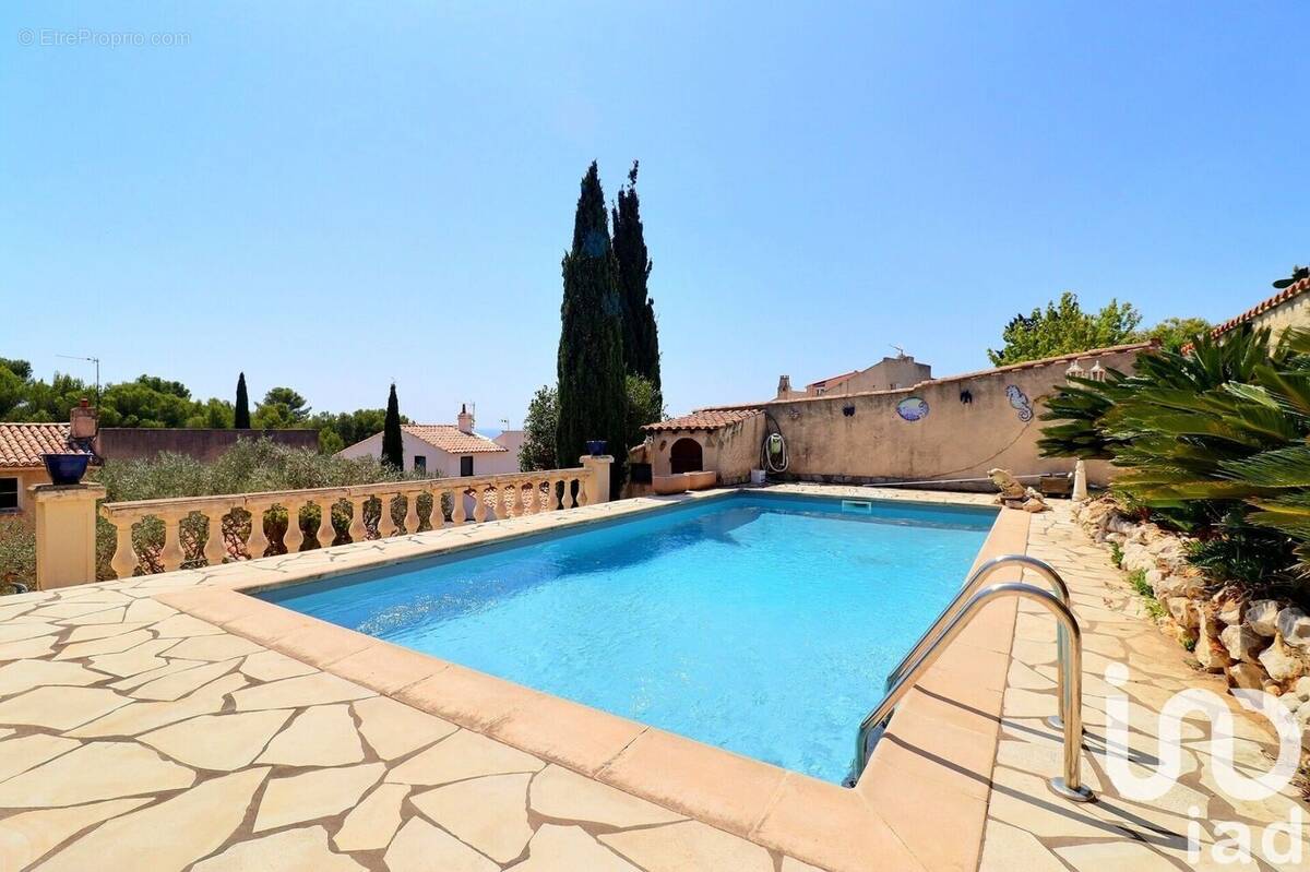 Photo 1 - Maison à SAUSSET-LES-PINS