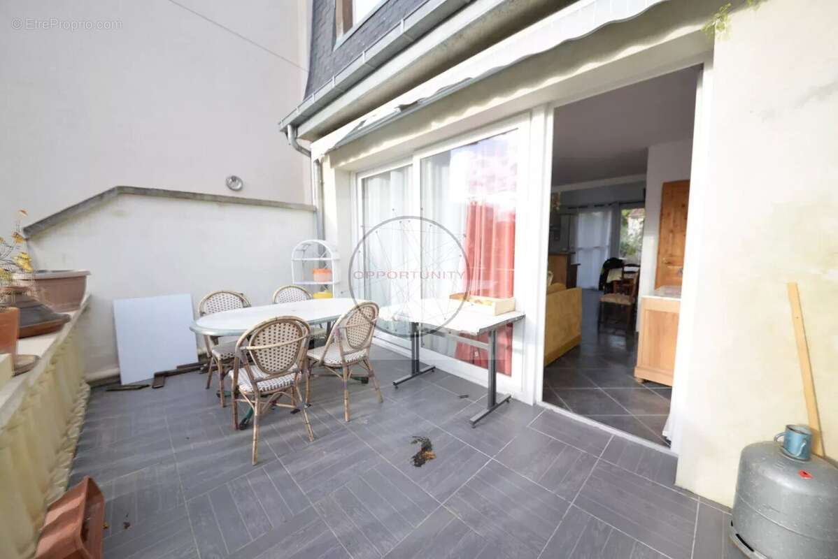 Maison à FONTENAY-SOUS-BOIS