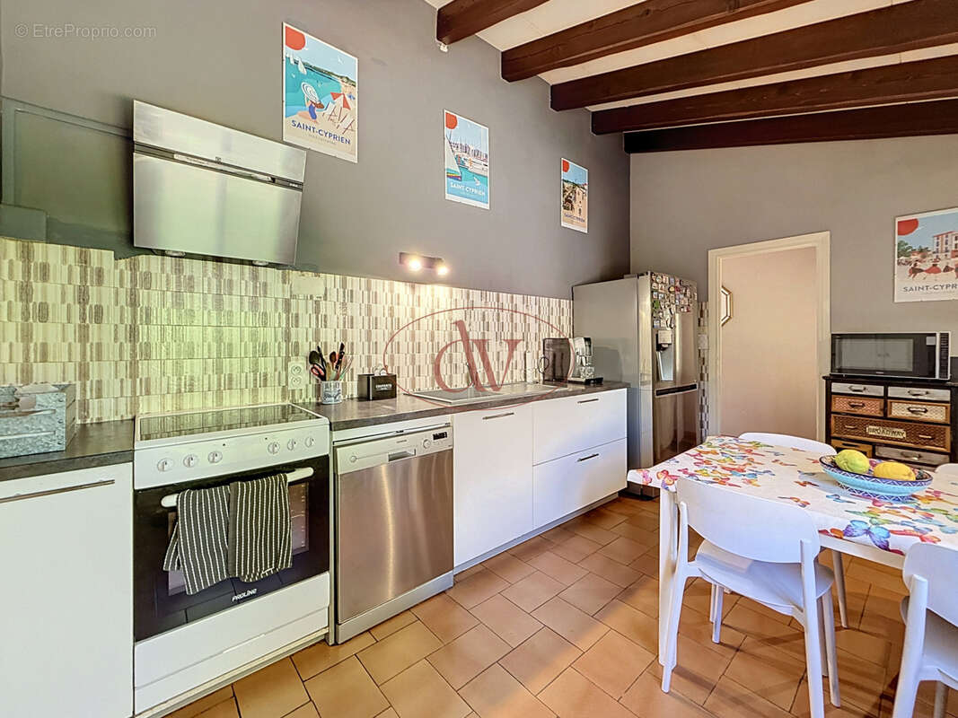 Maison à SAINT-CYPRIEN