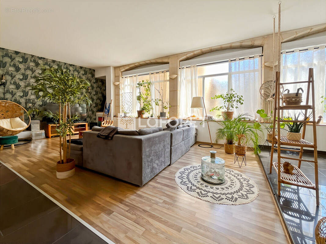 Appartement à BEAUVALLON