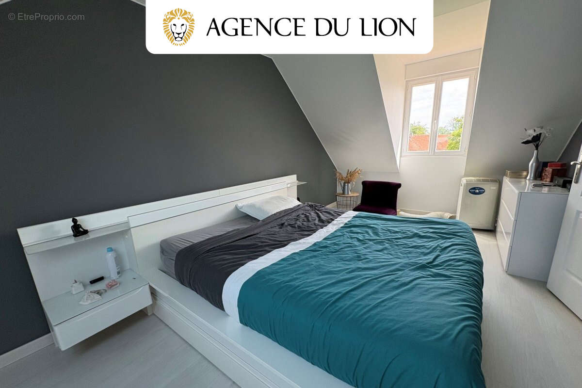 Maison 6 pièces 4 chambres sous sol total - photo 12