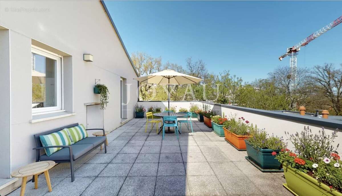 Appartement à COLOMIERS