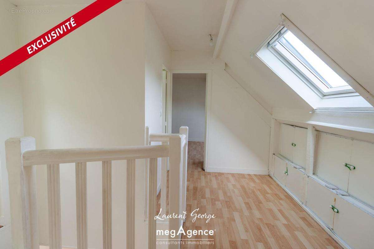 Maison à SAINT-LEGER-DU-BOURG-DENIS