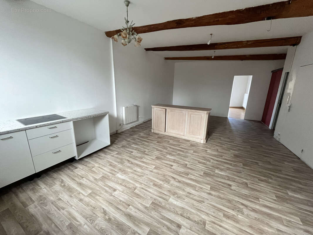 Appartement à L&#039;ISLE-EN-DODON