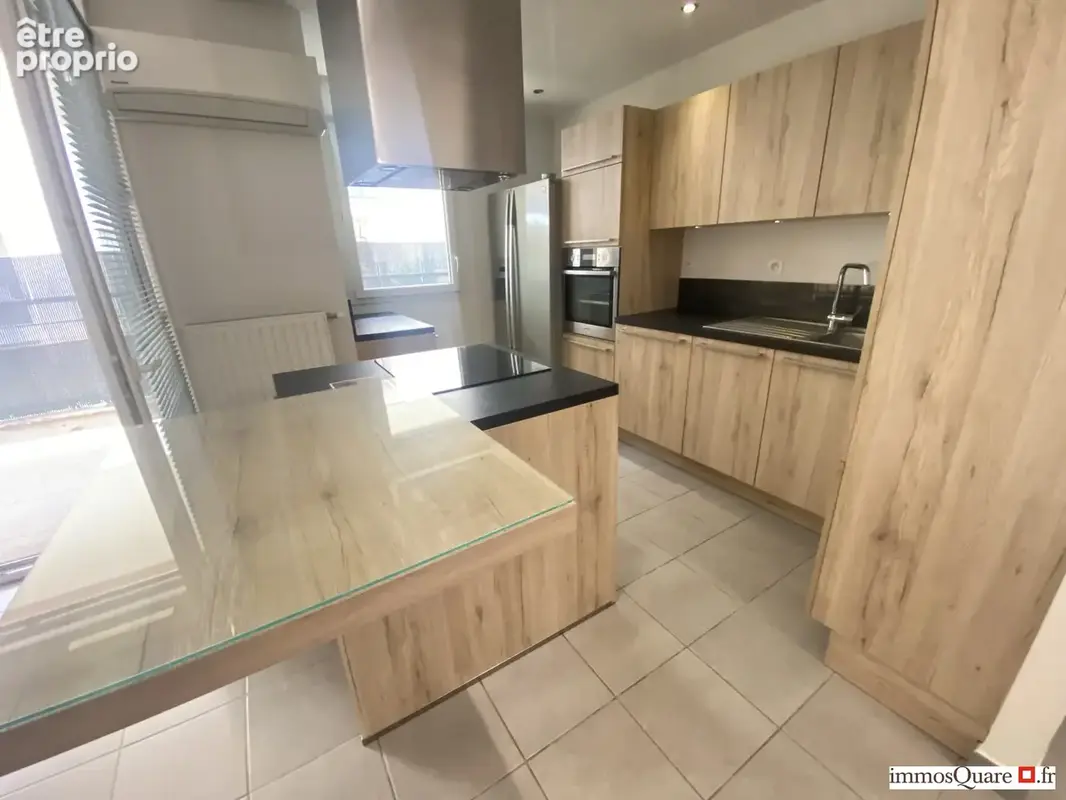 Appartement 65 m² à Venissieux  - photo 3
