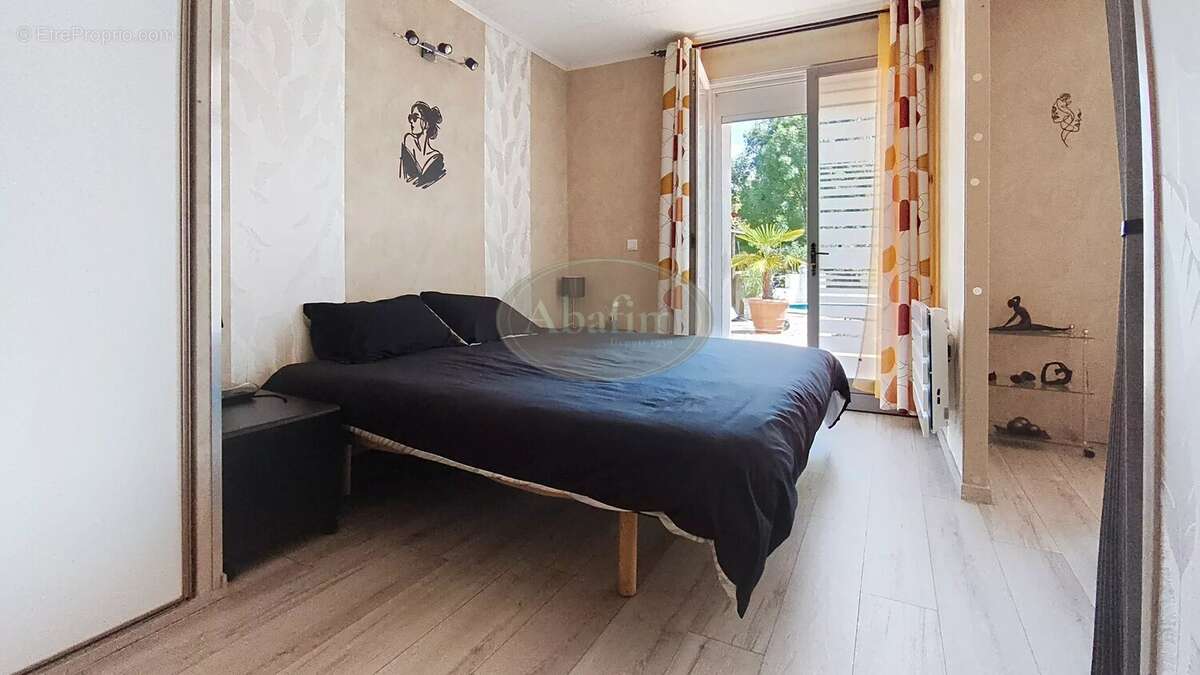 Maison à POINTIS-INARD