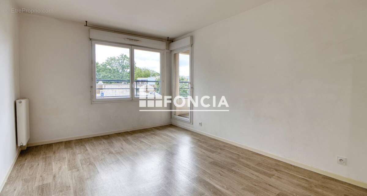 Appartement à ERAGNY