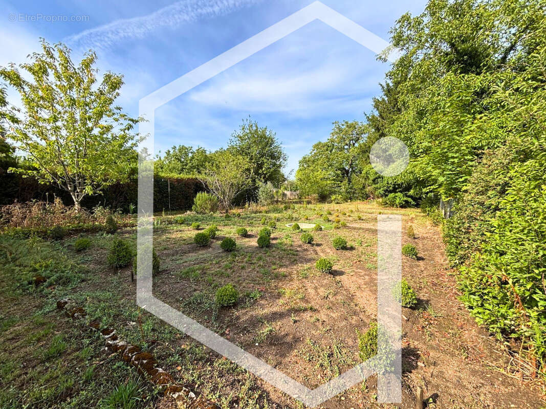 Maison à LA CHARITE-SUR-LOIRE